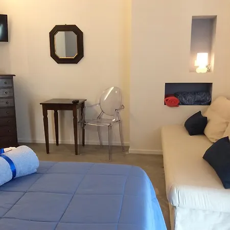 La Veranda Sul Giardino Bed & Breakfast 3*